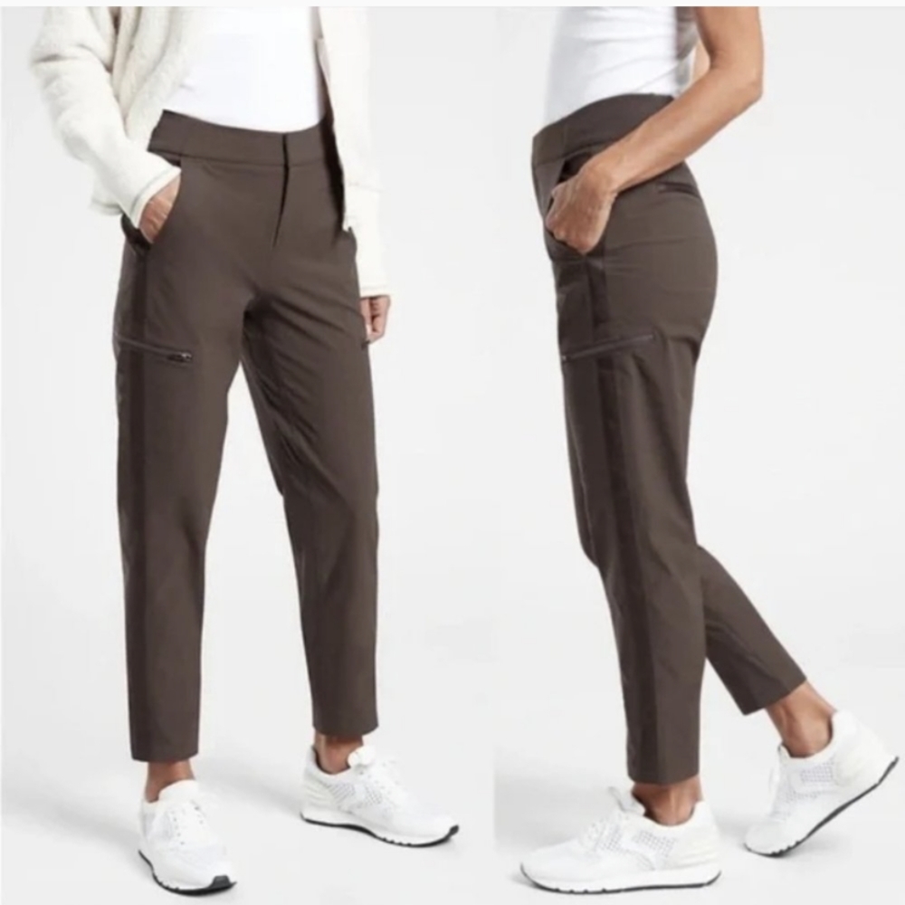 Athleta Wander Hybrid Trouser Activewear Pant Sz 4